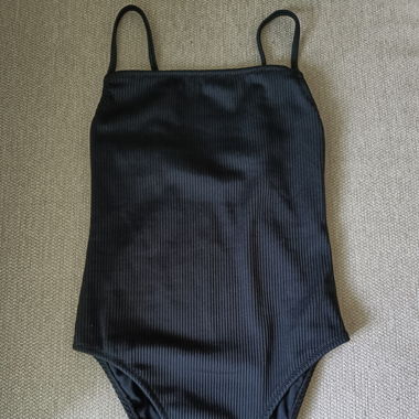 Badeanzug Gr. XS schwarz Neu