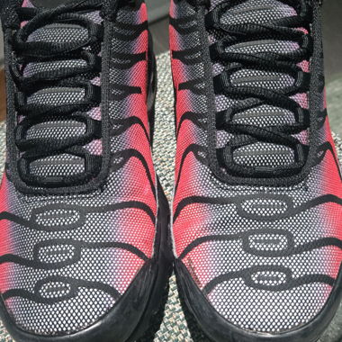 NIKE TN (40,5)