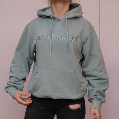 Pullover Oceans Apart