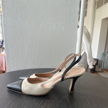 kitten heels