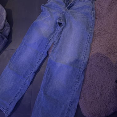 normal jeans