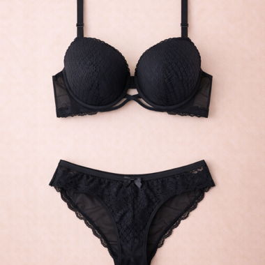 Schwarzes Lingerie-Set