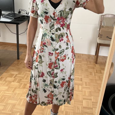 Floral midi button dress
