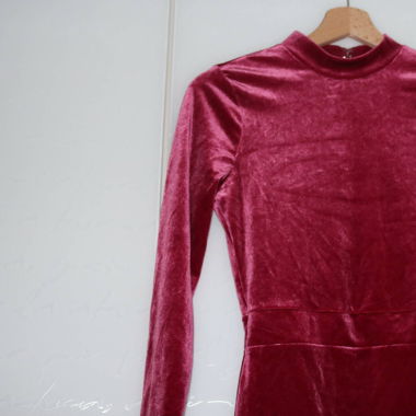 Dress with long sleeves