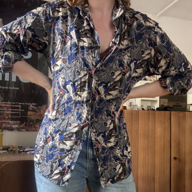 Chemise à motif vintage