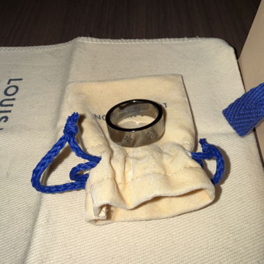 Louis Vuitton Ring (M)