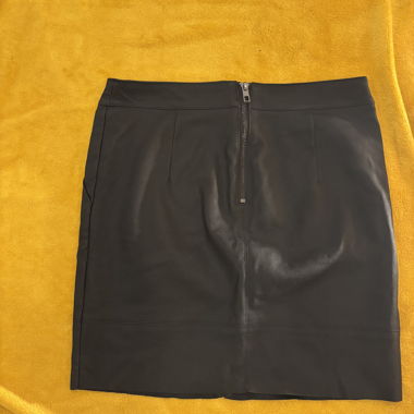 Jupe simili cuir ONLY noire Gr. 38