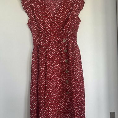 Red patterned dress unworn size S