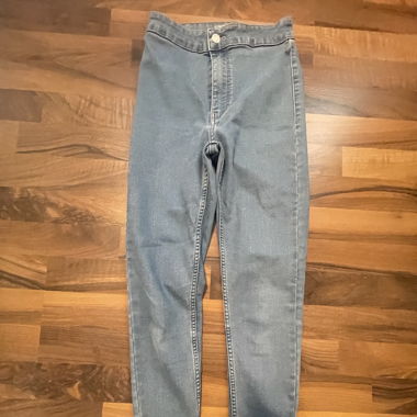 Skinny jeans