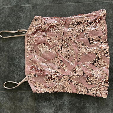 Corset rose à paillette 