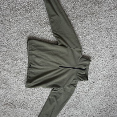 Haut en polaire vert olive