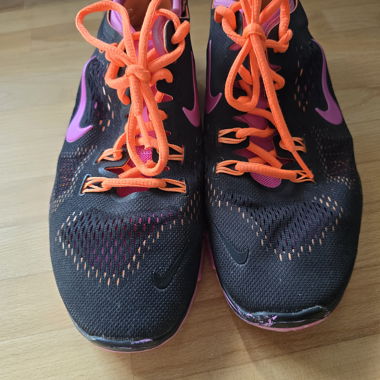 Scarpe da running Nike nere e rosa