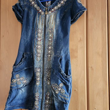 Denim dress with embroidery