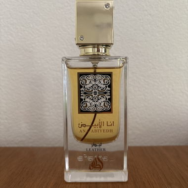 Profumo Ana Abiyedh Leather