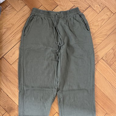 pantaloni estivi leggeri