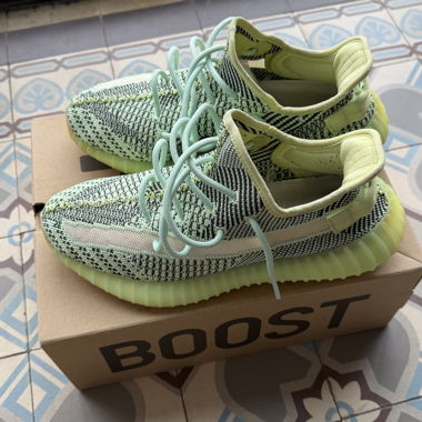 Adidas Yeezy Boost 350 V2