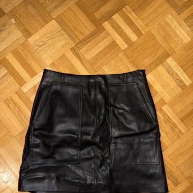 Jupe en cuir 