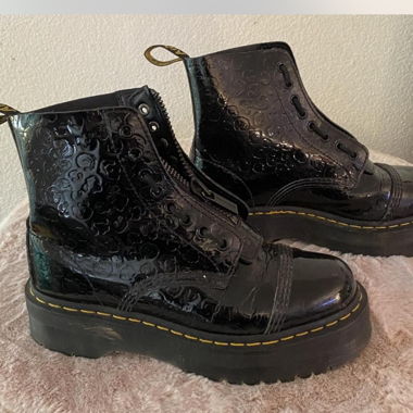 Dr Martens Shoes - 40 