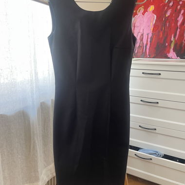 Abito tubino nero con zip