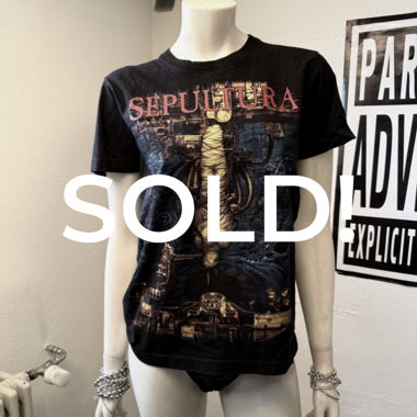 graphic band tee