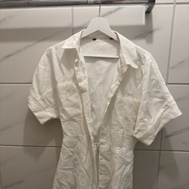 Weißes Kleid 