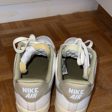 Nike Air force beige