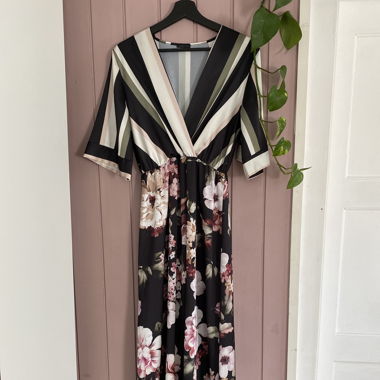 Seidiges Sommerkleid