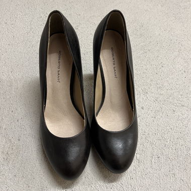 Schwarze Pumps von Roberto Santi