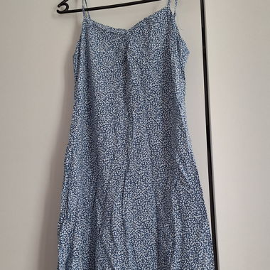 Blaues Sommerkleid