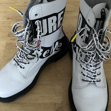 Dr. Martens