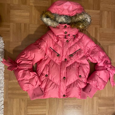 Pink winter jacket with fur collar