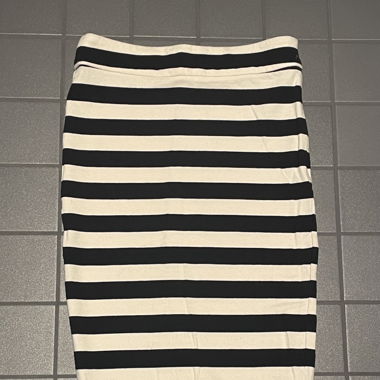Midskirt