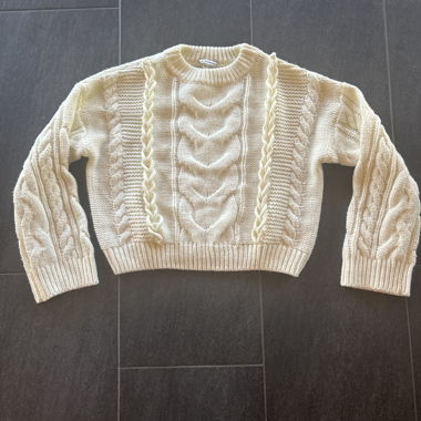 White knit sweater