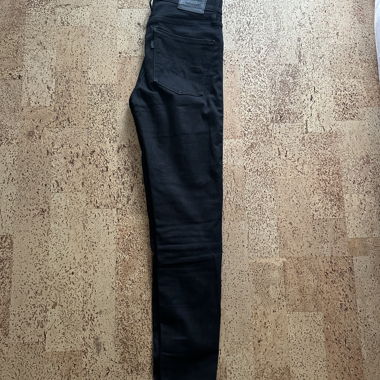 Levis Jeans