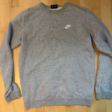 nike pullover 