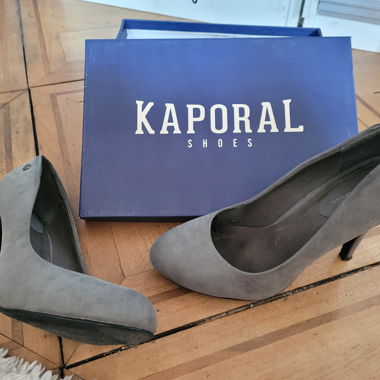 Kaporal-Grau-Pumps 38