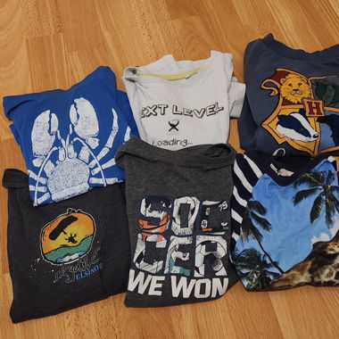 5 Tshirt et 3 pull enfant taille 116