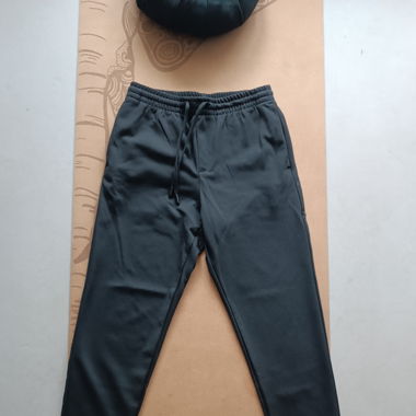 Hose Zara Jogger Stil Schwarz 