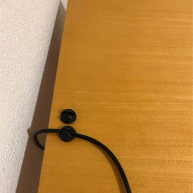 Schreibtisch / Tisch
