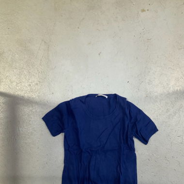 Dark blue t shirt