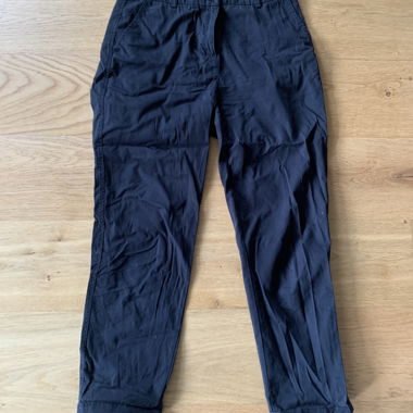 Chino blu scuro