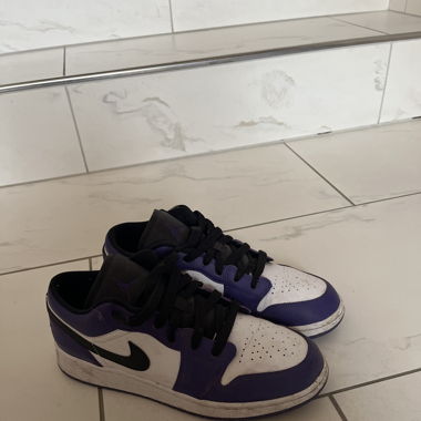 jordan 1 low violet