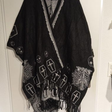 Gothicana Gothic Poncho