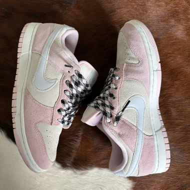 Nike Dunks