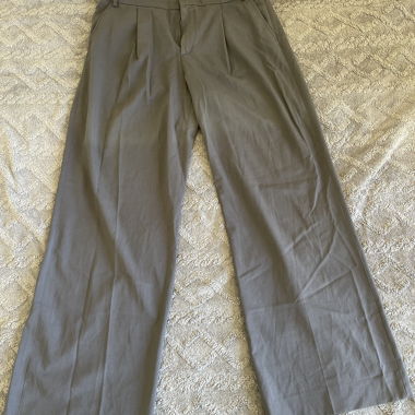 Pantalon avec laine Zara gris 