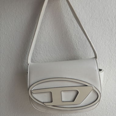 Dieseltasche weiss