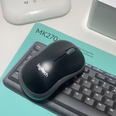Clavier et souris logitec noire 