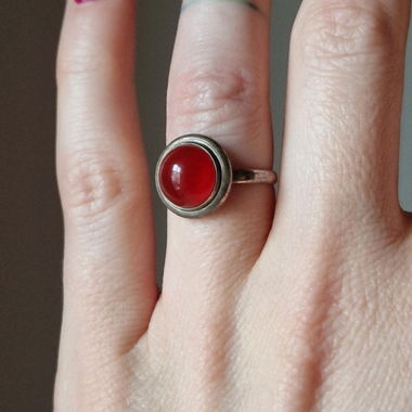 Anello in argento 925 con agata rossa brasiliana