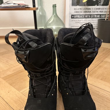 Snowboard boots 