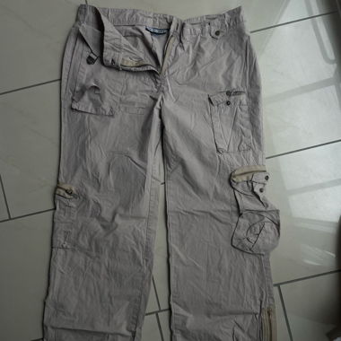 Relaxed fit cream cargo pants